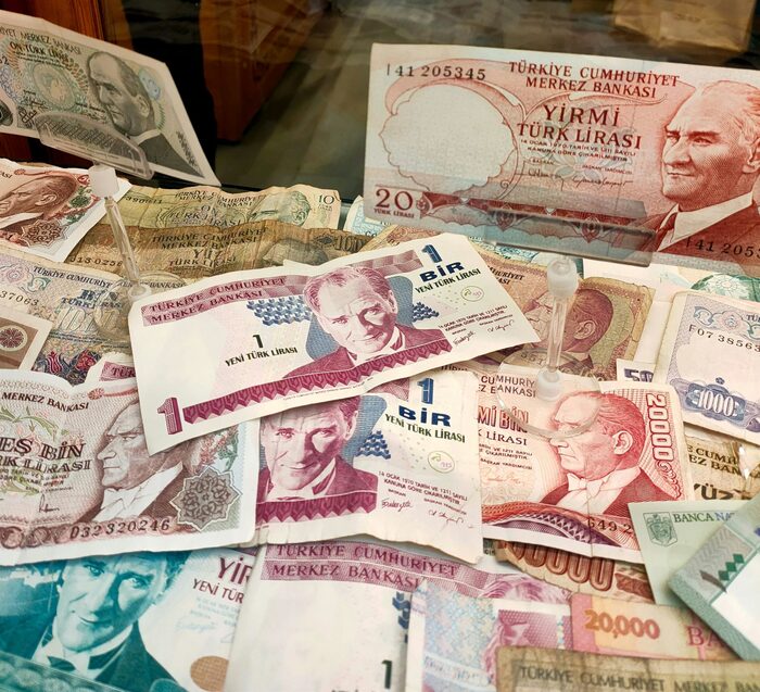 Почему компании инвестируют миллионы в ИИ